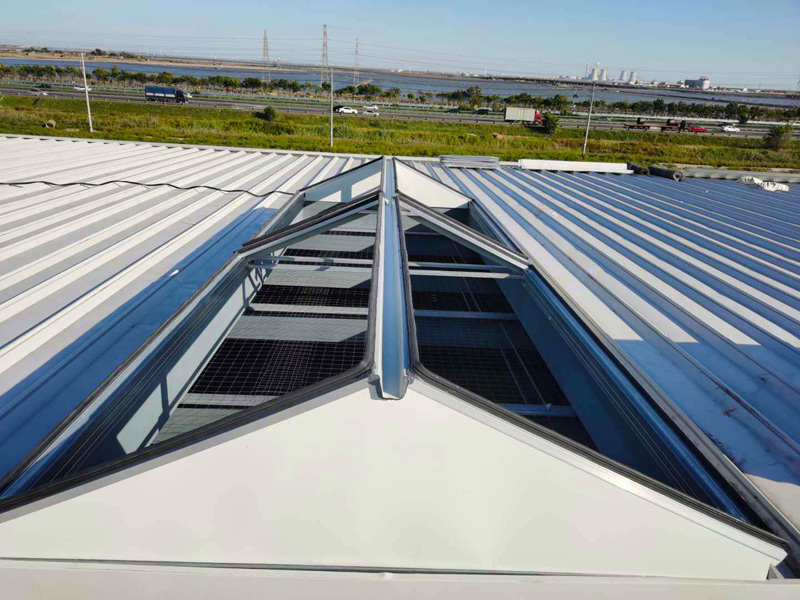 三角型采光排烟天窗