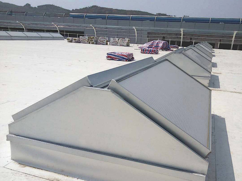 三角型采光排烟天窗